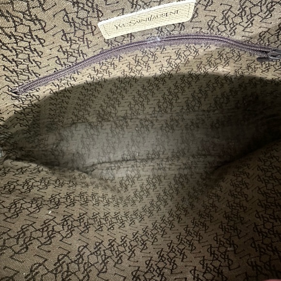 Yves Saint Laurent Vintage Studded “Y” Dome Satchel in Pebbled Beige Leather - Picture 9 of 10